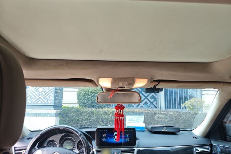 Used Mercedes-Benz E-Class 2010 E 300 L Fashion Model