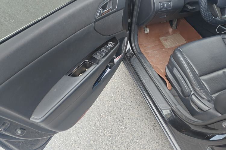 Used Hyundai Mistra 2014 1.8L Automatic Smart GLS
