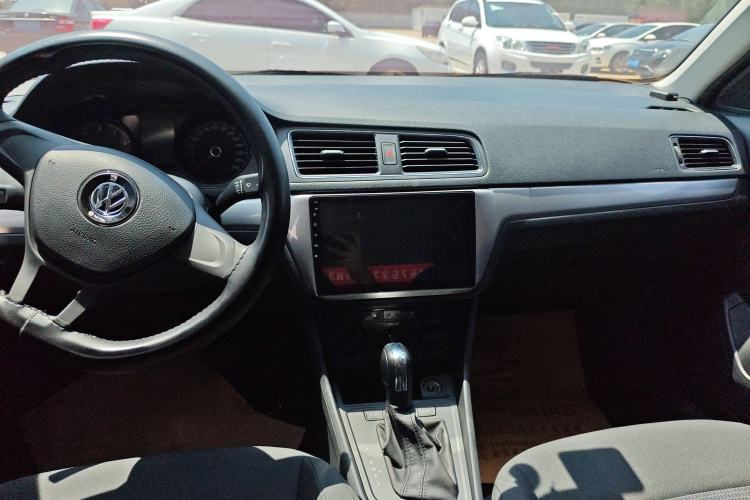 Used Volkswagen Lavida 2018 Classic 1.5L Automatic Fashion Edition China VI Standard