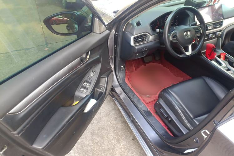 Used Honda Accord 2018 260TURBO Elite Edition China VI Driver Seat