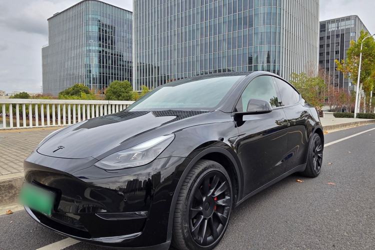 Used Tesla Model Y 2021 Long-Range All-Wheel-Drive Version 3D7