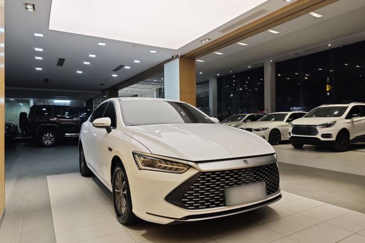 Used BYD Qin PLUS 2024 HONOR Edition DM-i 55KM Leading Model