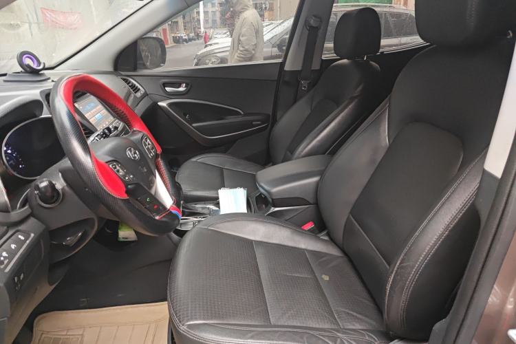 Used Hyundai Santa Fe 2013 Revised Version 2.4L Automatic All-Wheel Drive Smart Type