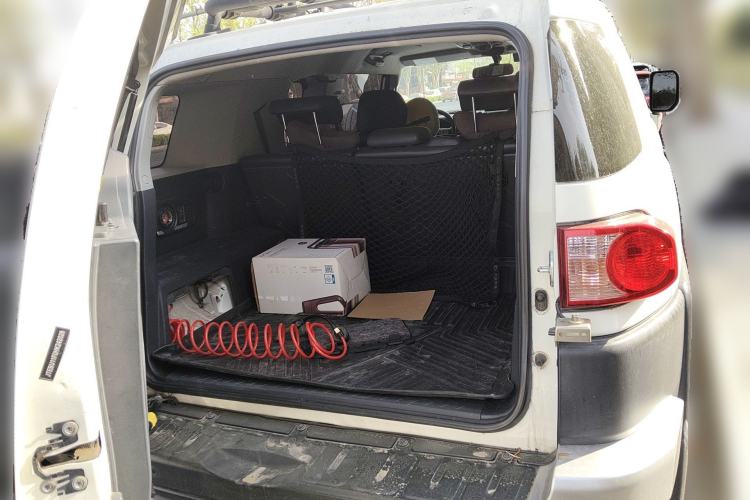 Used Toyota FJ Cruiser  Trunk