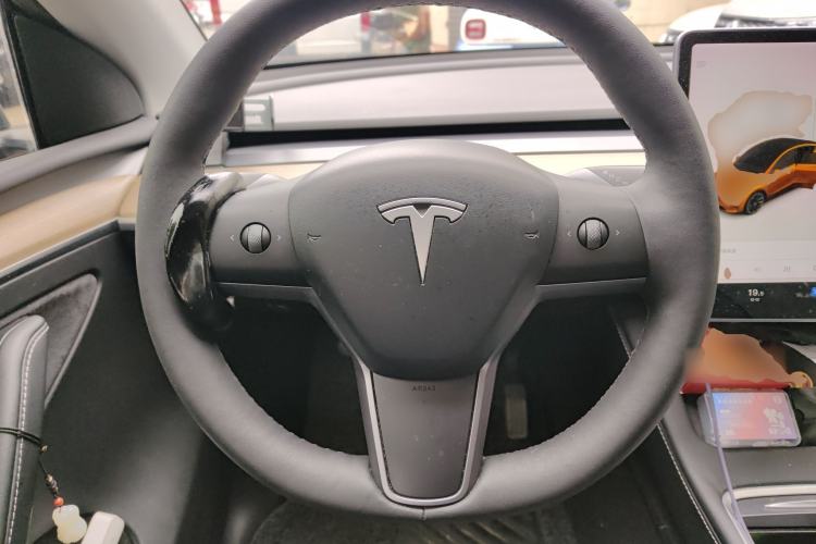 Used Tesla Model Y 2021 Long-Range All-Wheel-Drive Version 3D7