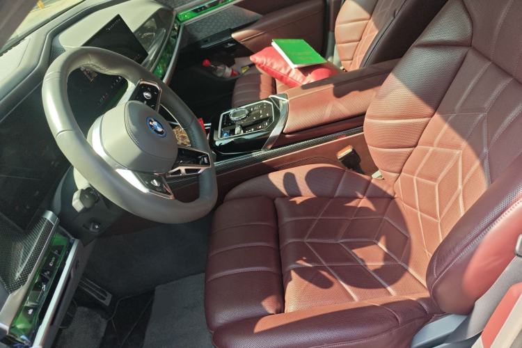 Used BMW i7 2023 xDrive60L M Sport Package