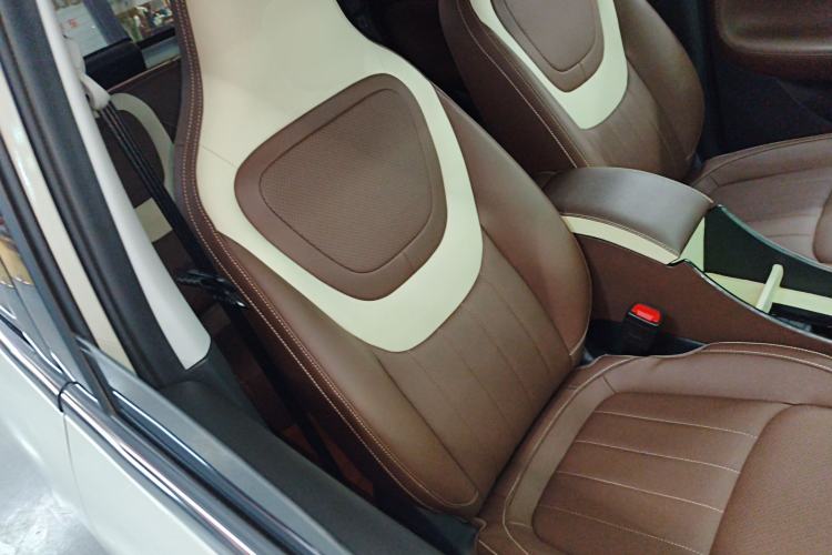 Used Wuling Bingo 2024 333 km Enjoyment Version Right Front Seat