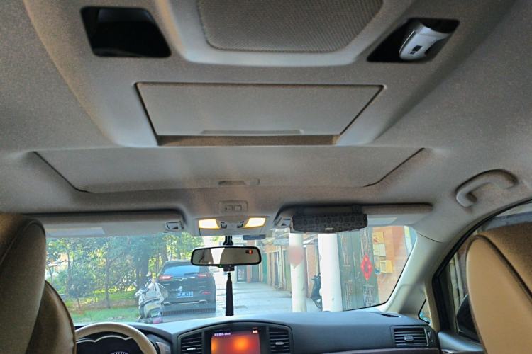 Used Nissan Quest 2015 3.5L SL