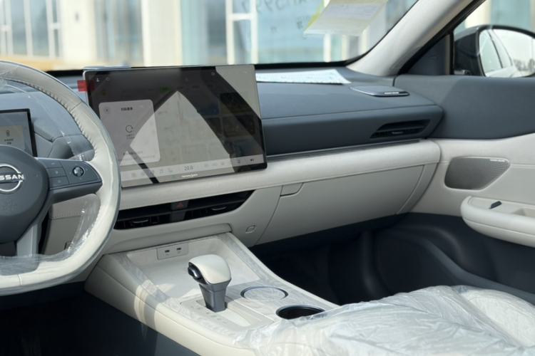 Used Nissan Teana 2026 Model Harmony Cockpit 2.0L Smart Ultra-Comfort Edition
