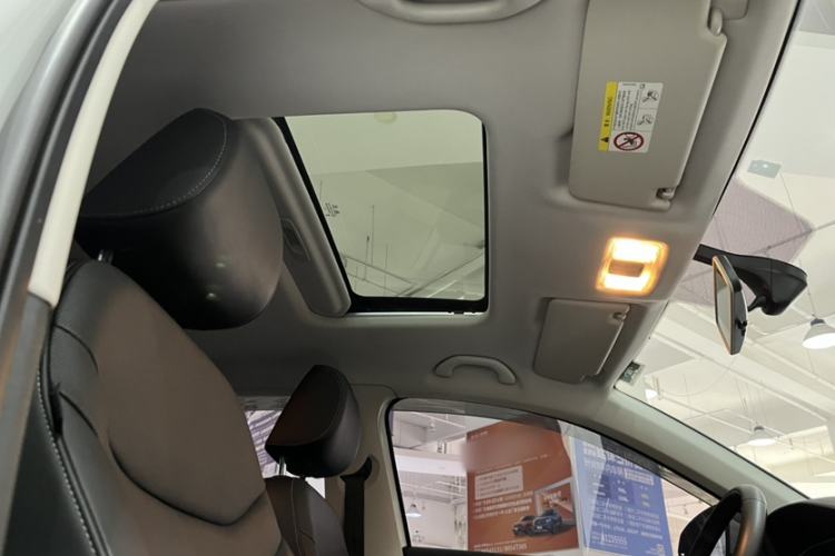 Used Jetta VS5 2023 280TSI Automatic Enjoyment Model Headliner