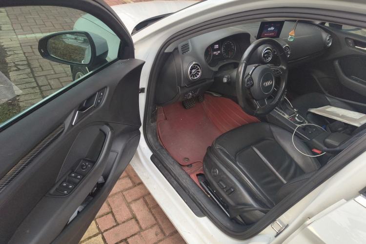 Used Audi A3 2014 Limousine 35 TFSI Automatic Comfort Model