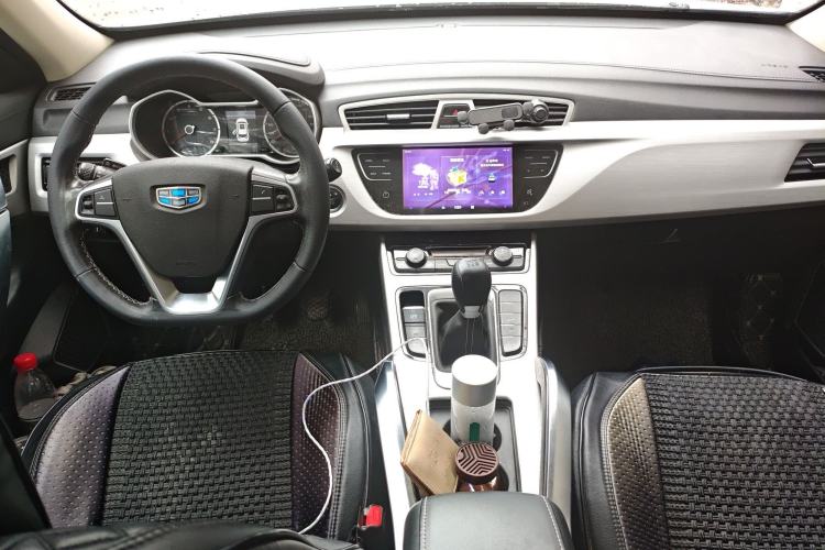 Used Geely Auto Emgrand X7 Sport 2016 2.0L Manual ZhiShang Version
