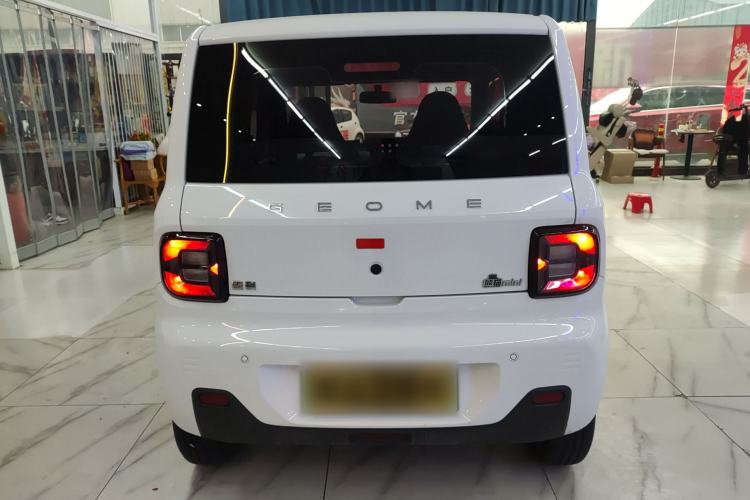 Used Geely Galaxy Panda 2023 Panda Mini 200km Endurance Bear
