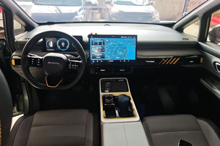 Used AION Y 2022 70 Intelligent Edition Lithium Iron Phosphate Center Console