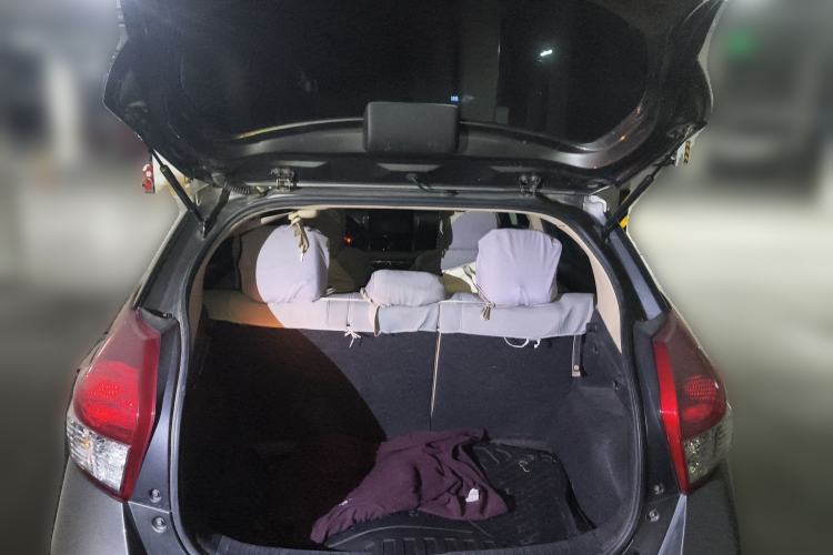 Used Toyota YARiS L Zhi Xuan 2014 1.3E Automatic Charm Edition