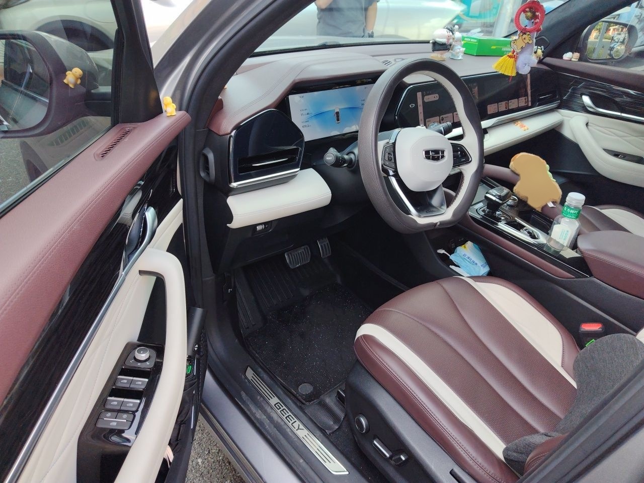 Geely Auto Monjaro L 2024 2.0TD High-Power Automatic Two-Wheel Drive Yunqi Version — снимка 19