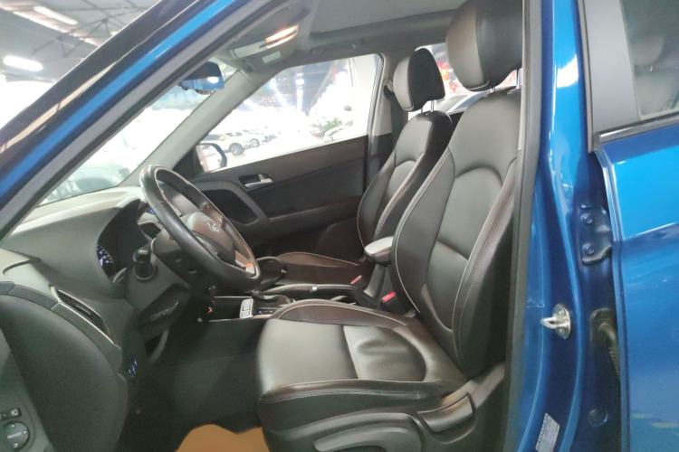 Used Hyundai ix25 2015 1.6L Automatic Two-Wheel Drive Smart GLS Trim
