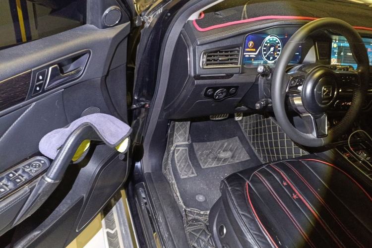 Used Zotye T600 2016 Sport Edition 2.0T DCT Prestige Model