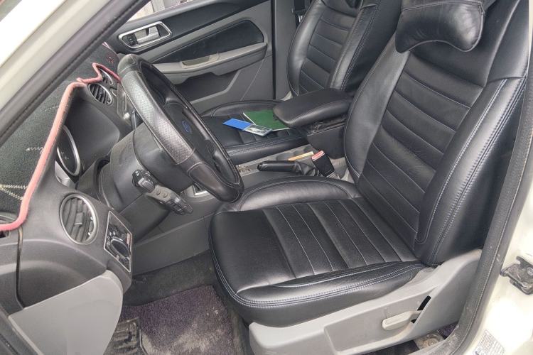 Used Ford Focus 2013 Hatchback Classic 1.8L Manual Base Model Left Front Seat