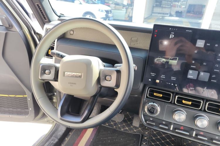 Used iCAR V23 2025 501 Four-Wheel Drive Intelligent Driving Version Steering Wheel