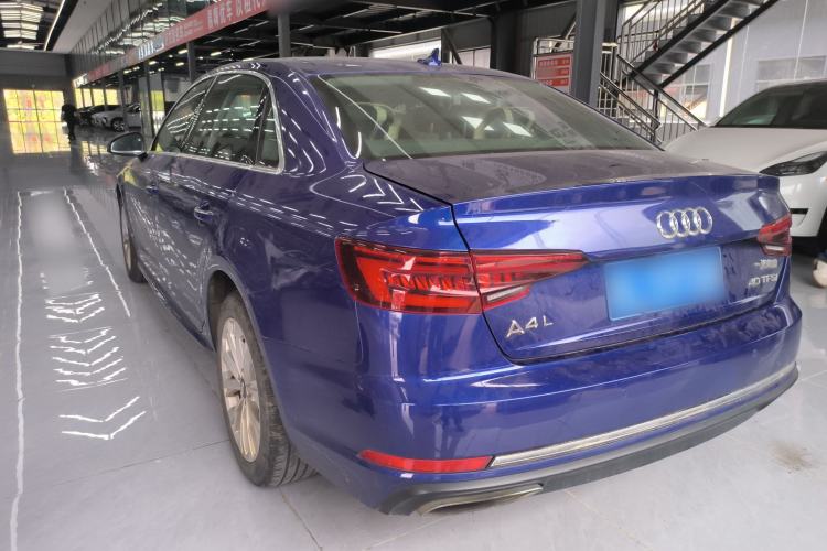 Used Audi A4L 2019 40 TFSI Ambition Version China V