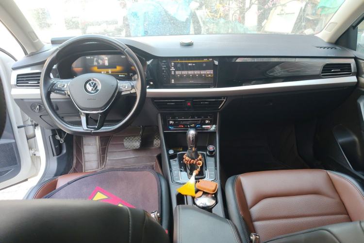 Used Volkswagen Lavida 2022 280TSI DSG Luxury Edition Center Console