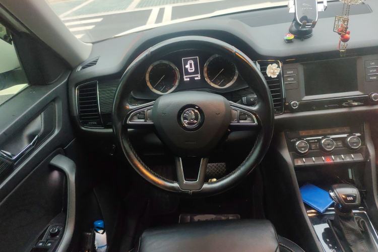 Used Skoda Kodiaq 2017 TSI330 7-Seater Two-Wheel-Drive Luxury Edition
