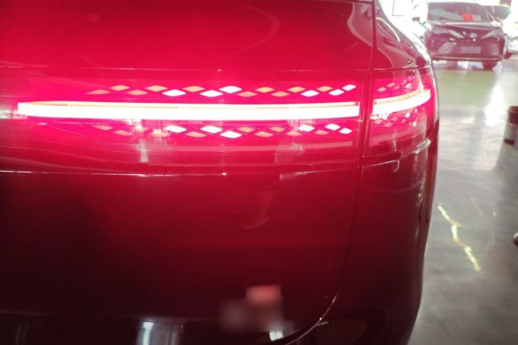 Used VOYAH Titan 2026 Model Max+ Right Rear Taillight