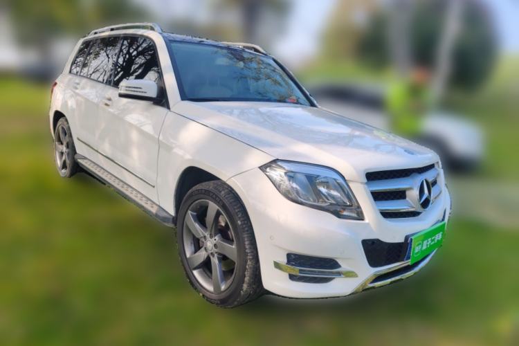 Used Mercedes-Benz GLK-Class 2013 GLK 300 4MATIC Dynamic Sunroof Model Front Right 45 Deg