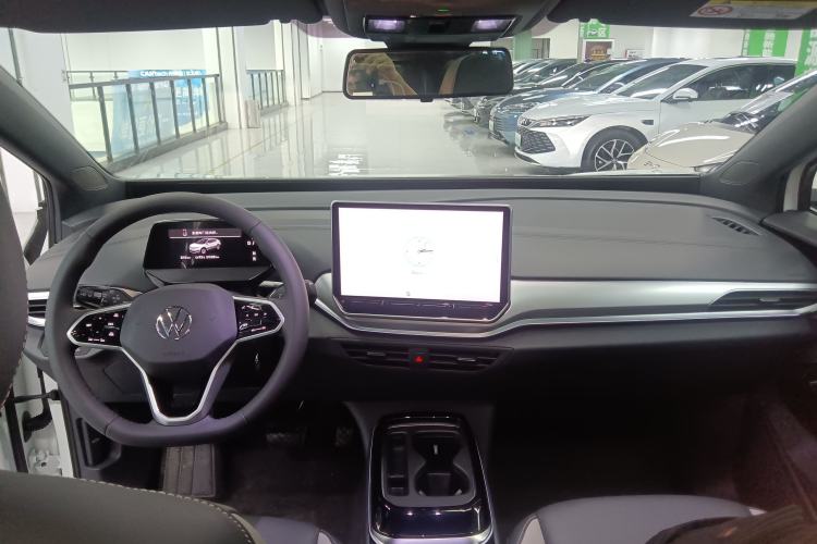 Used Volkswagen ID.4 CROZZ 2026 Model Pure Enjoyment Edition PURE Center Console