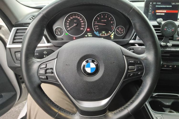 Used BMW 3 Series 2019 320Li Fashion Model
