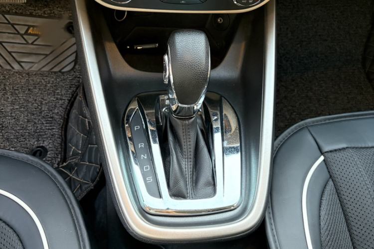 Used Ford Escort 2017 1.5L Automatic Comfort Model Gear Lever