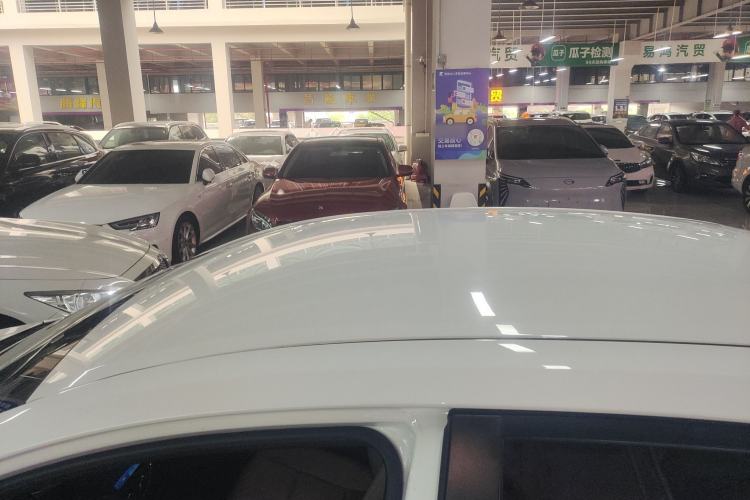 Used Toyota Corolla 2017 Revised Version 1.6L S-CVT GL Roof