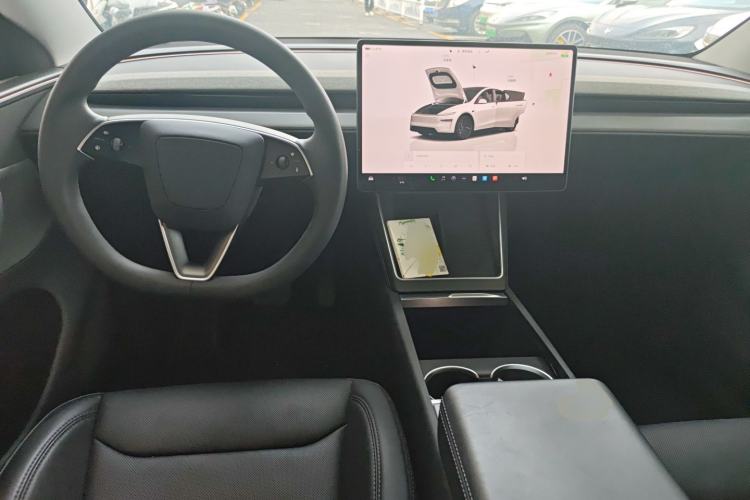 Used Tesla Model Y 2025 Rear-Wheel-Drive Version