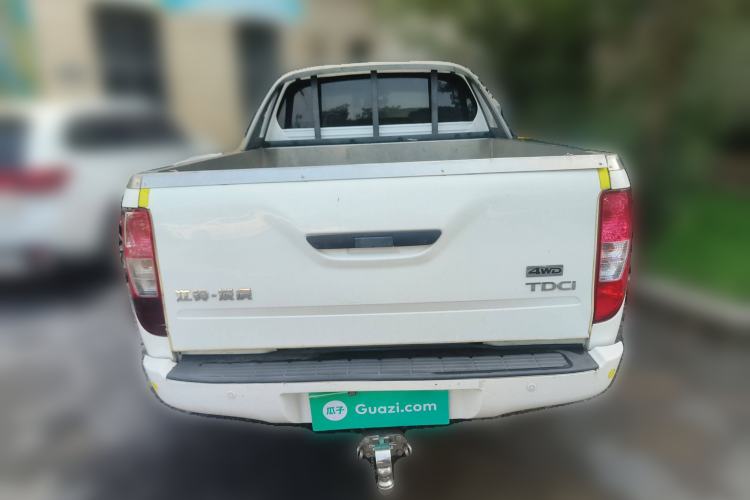 Used JMC Yuhu 5 2018 2.4T Classic Edition Diesel Manual 4x4 Luxury Long-Wheelbase JX4D24A5L
