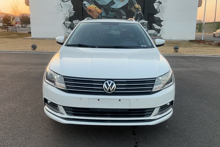 Used Volkswagen Gran Lavida 2015 230TSI DSG Comfort Edition
