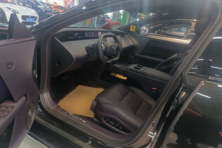 Used Avatr 06 2025 Max Extended-Range Edition
