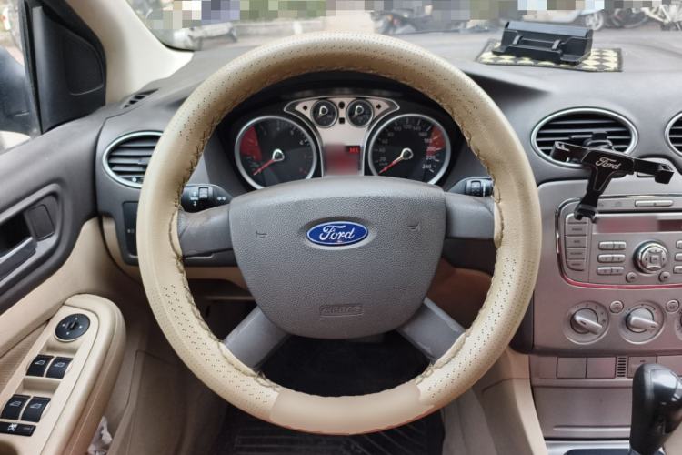 Used Ford Focus 2009 Hatchback 1.8L Automatic Fashion Edition