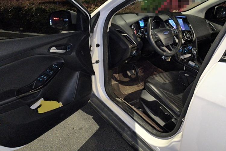 Used Ford Focus 2015 Sedan 1.6L Automatic Trend Model Driver Seat