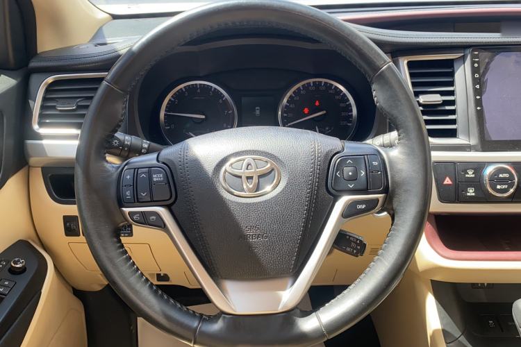 Used Toyota Highlander 2015 2.0T Four-Wheel Drive Luxury Edition 7-Seater
