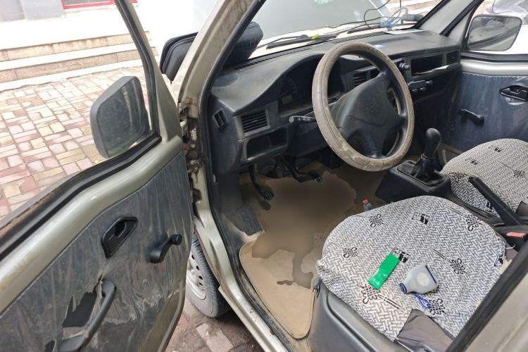 Used Wuling Zhiguang 2013 1.0L Practical Version
