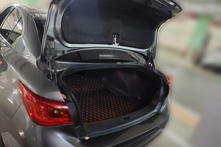 Used Infiniti Q50L 2015 2.0T Sport Edition Trunk