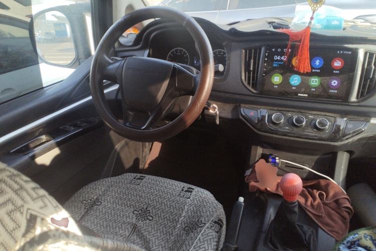 Used FORTHING Lingzhi 2023 M5L 1.6L Base Model 5 Seats Steering Wheel