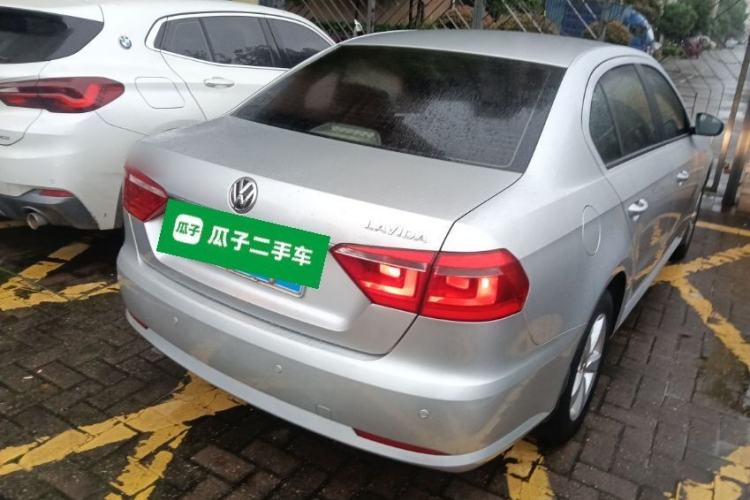 Used Volkswagen Lavida 2013 Revised Classic 1.6L Manual Fashion Edition Rear Right 45 Deg