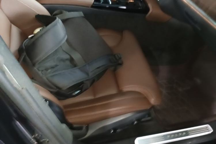 Used Volvo S90 New Energy 2025 Plug-in Hybrid Four-Wheel Drive Long-Range Luxury Smart Edition
