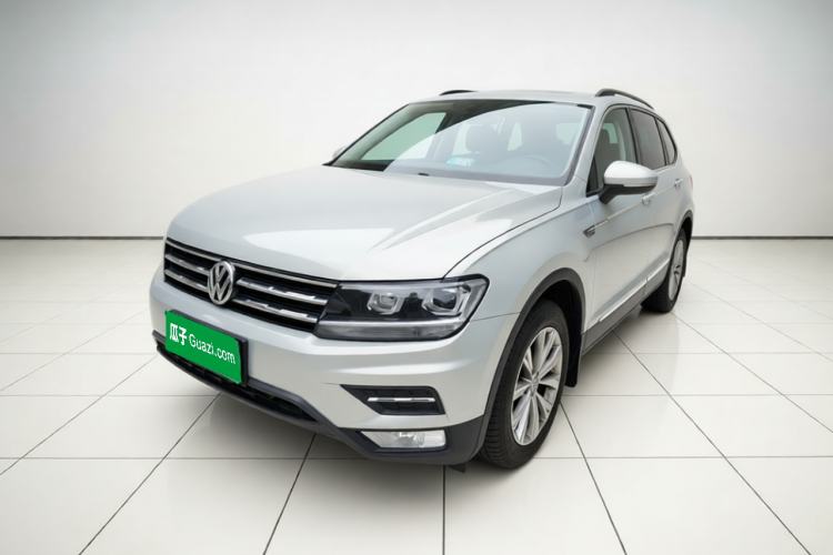 Used Volkswagen Tiguan L 2017 330TSI Automatic Two-Wheel Drive Luxury Edition Guazi used car, China used car export, Used car for sale, Used cars, Cheapest cars for sale