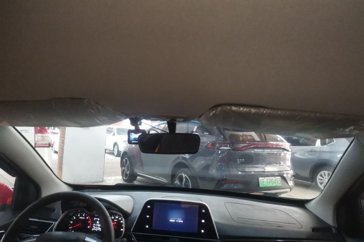 Used Baojun 310 2017 1.5L Automatic Fashion Model