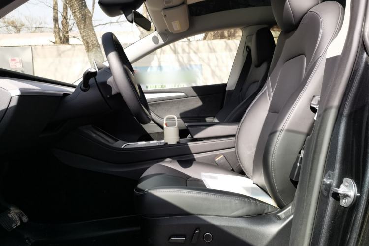 Used Tesla Model Y 2024 Rear-Wheel-Drive Version