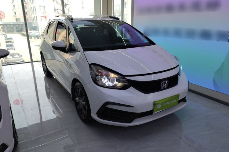 Used Honda Fit 2022 1.5L CVT Trendy Sunroof Edition Front Right 45 Deg