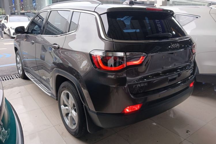 Used Jeep Compass 2017 200T Automatic Family Edition
